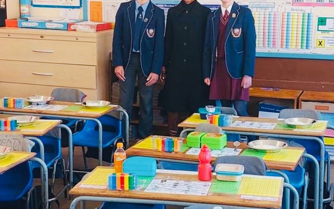 Tafels en stoele kry weer ‘n nuwe lewe by Banareng Laerskool